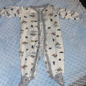 CARTERS baby boy pajamas 6 months